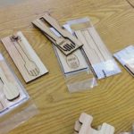 那賀高校×那賀ウッド 実践木育授業でぞくぞくと製品試作中!